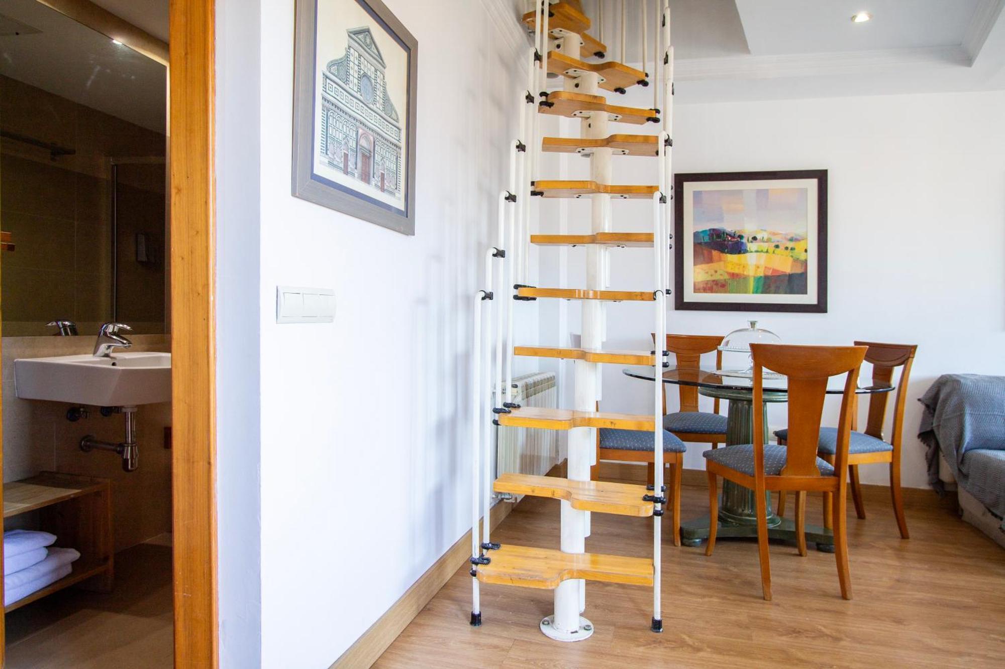 Apartamentos Adelfas Madrid Kültér fotó