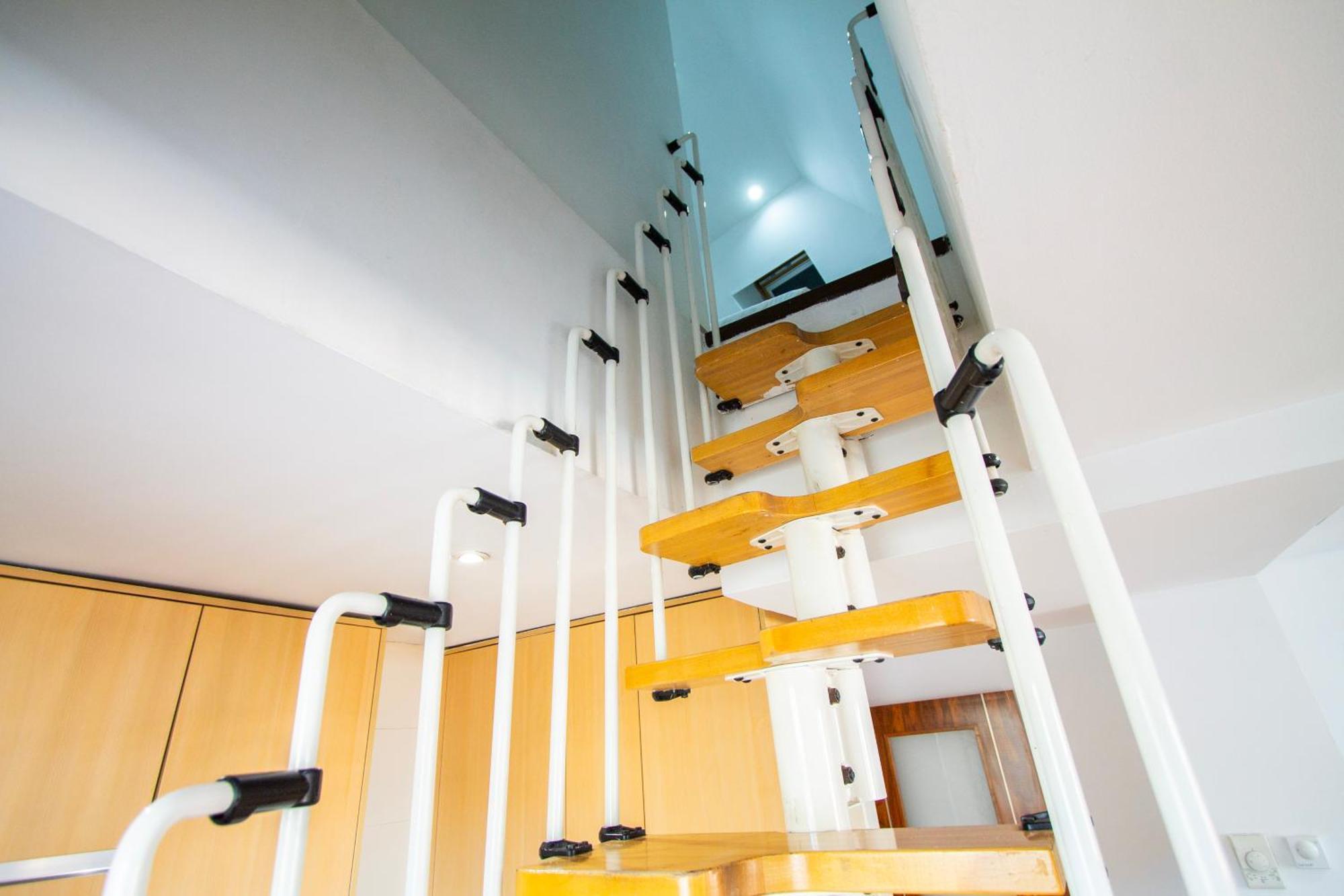 Apartamentos Adelfas Madrid Kültér fotó