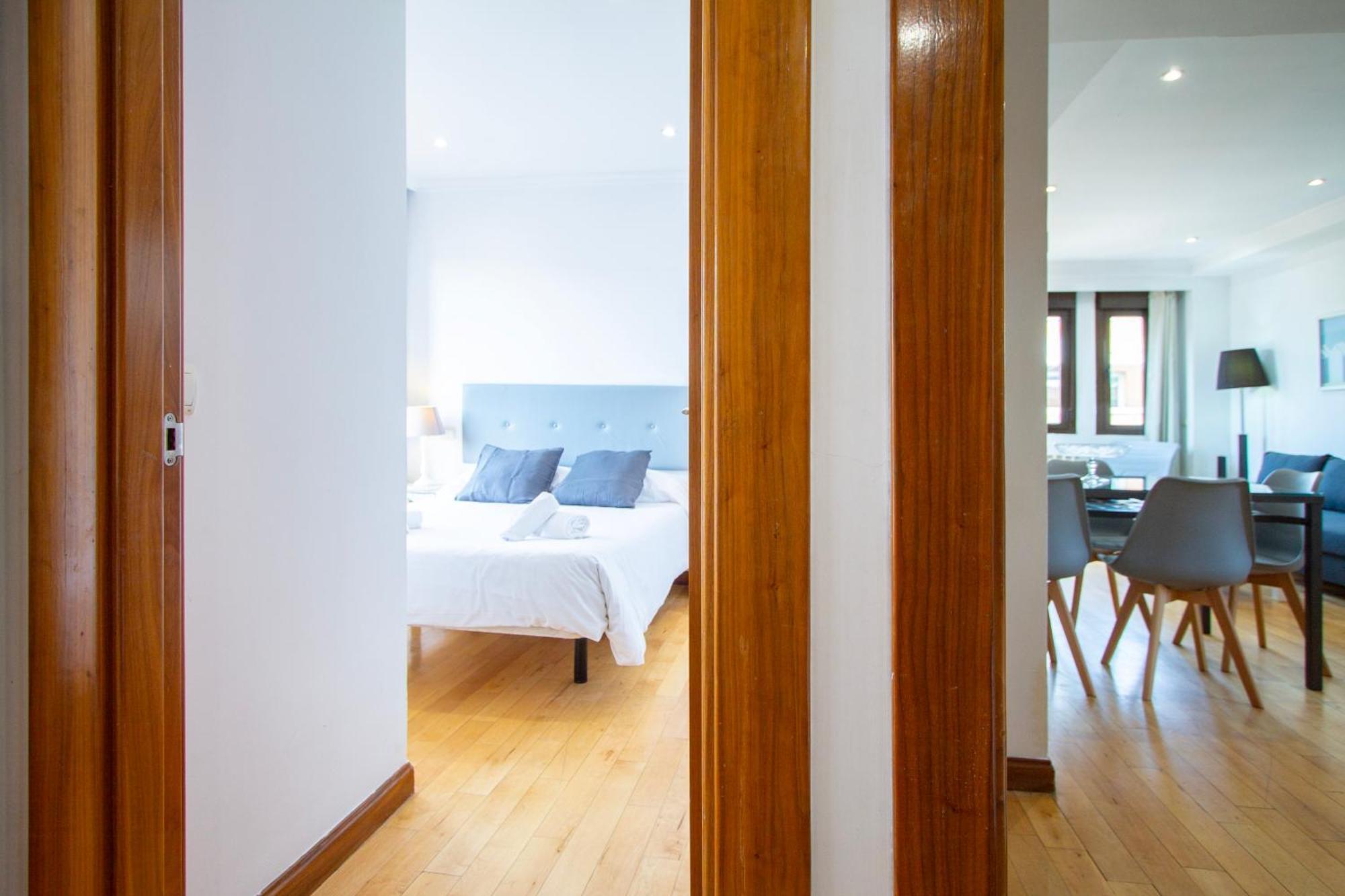 Apartamentos Adelfas Madrid Kültér fotó
